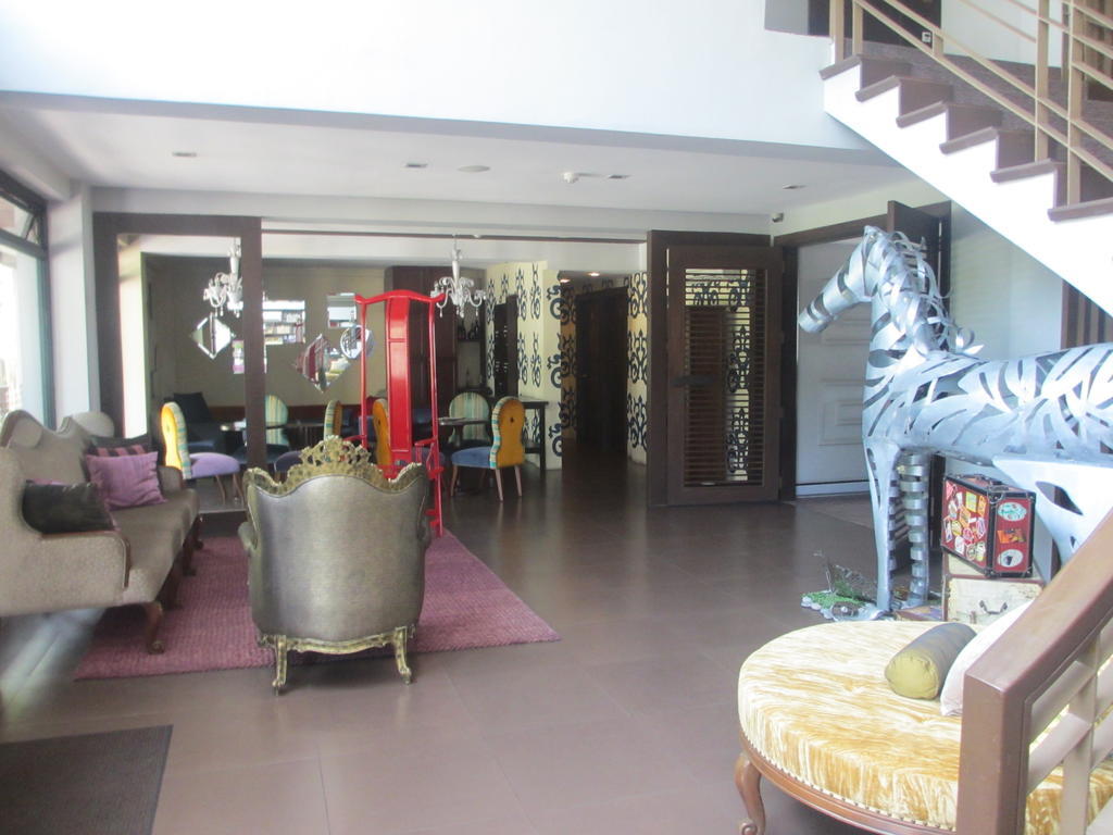 The Theodore Hotel Tagaytay City Exterior foto