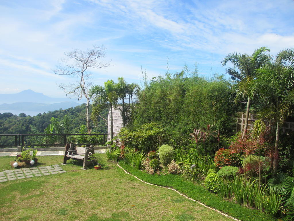 The Theodore Hotel Tagaytay City Exterior foto