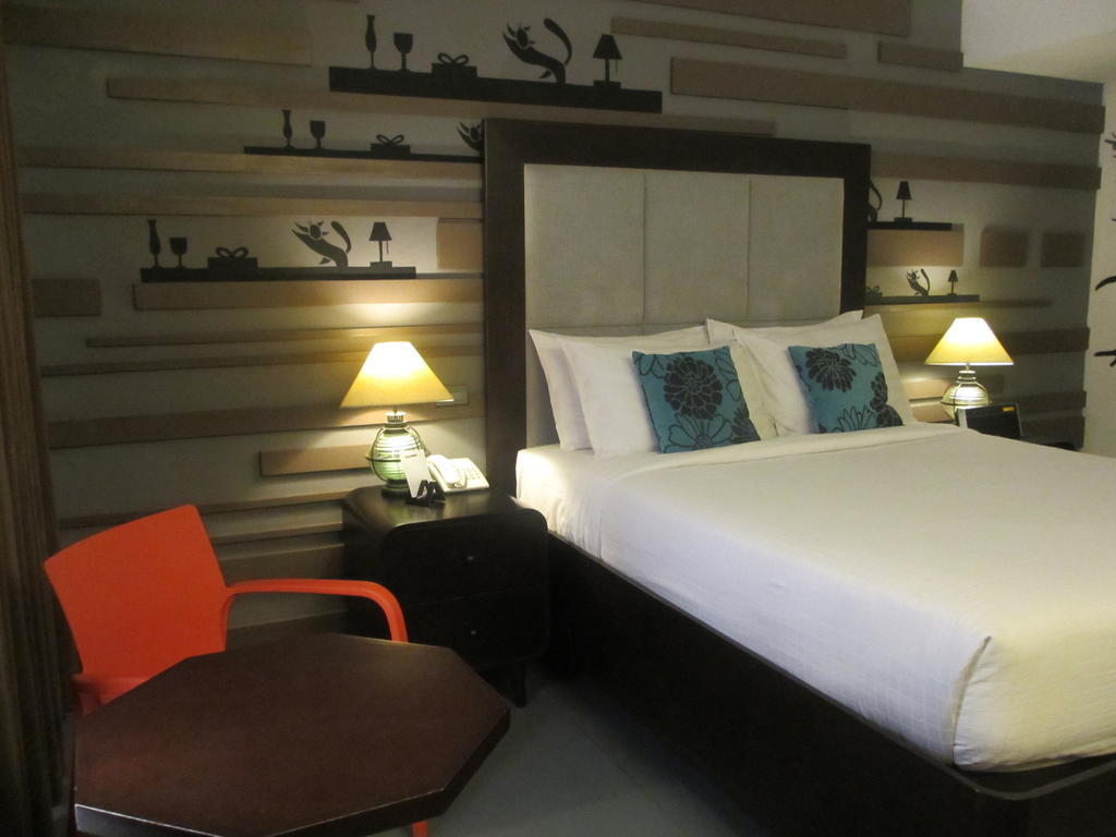 The Theodore Hotel Tagaytay City Exterior foto