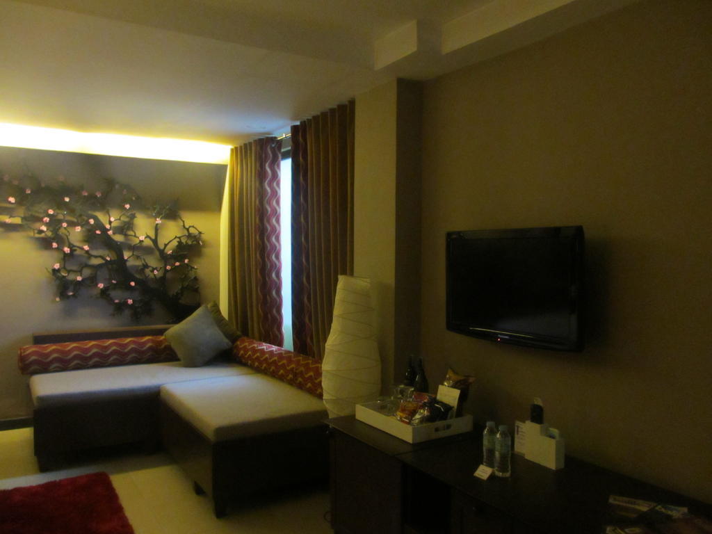 The Theodore Hotel Tagaytay City Exterior foto